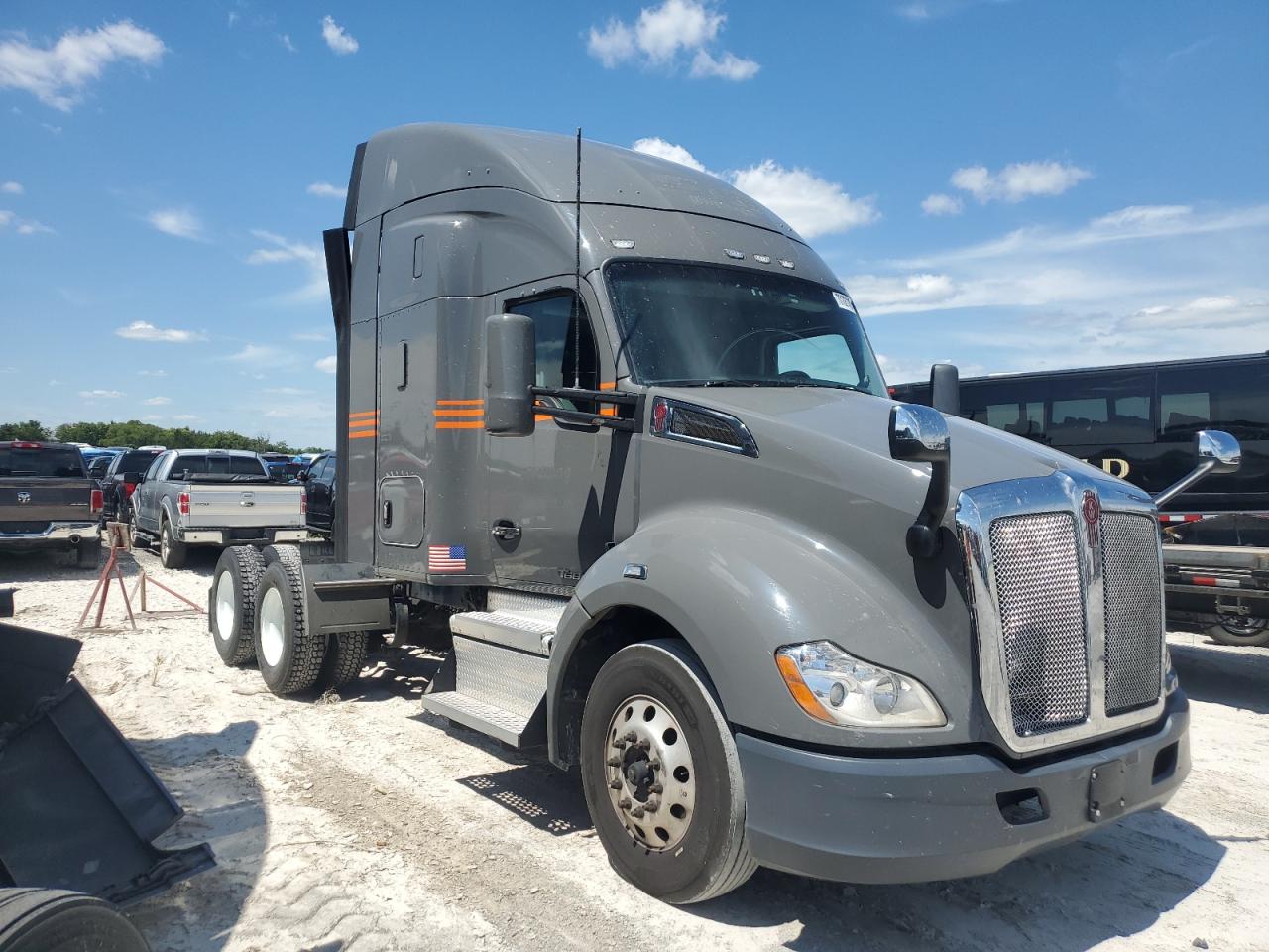 2020 Kenworth T680