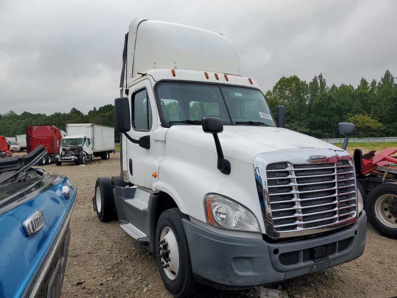 2016 Freightliner Cascadia 1