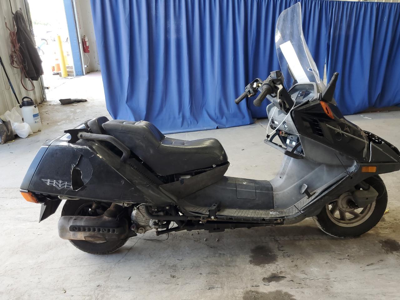 2001 Honda Cn250