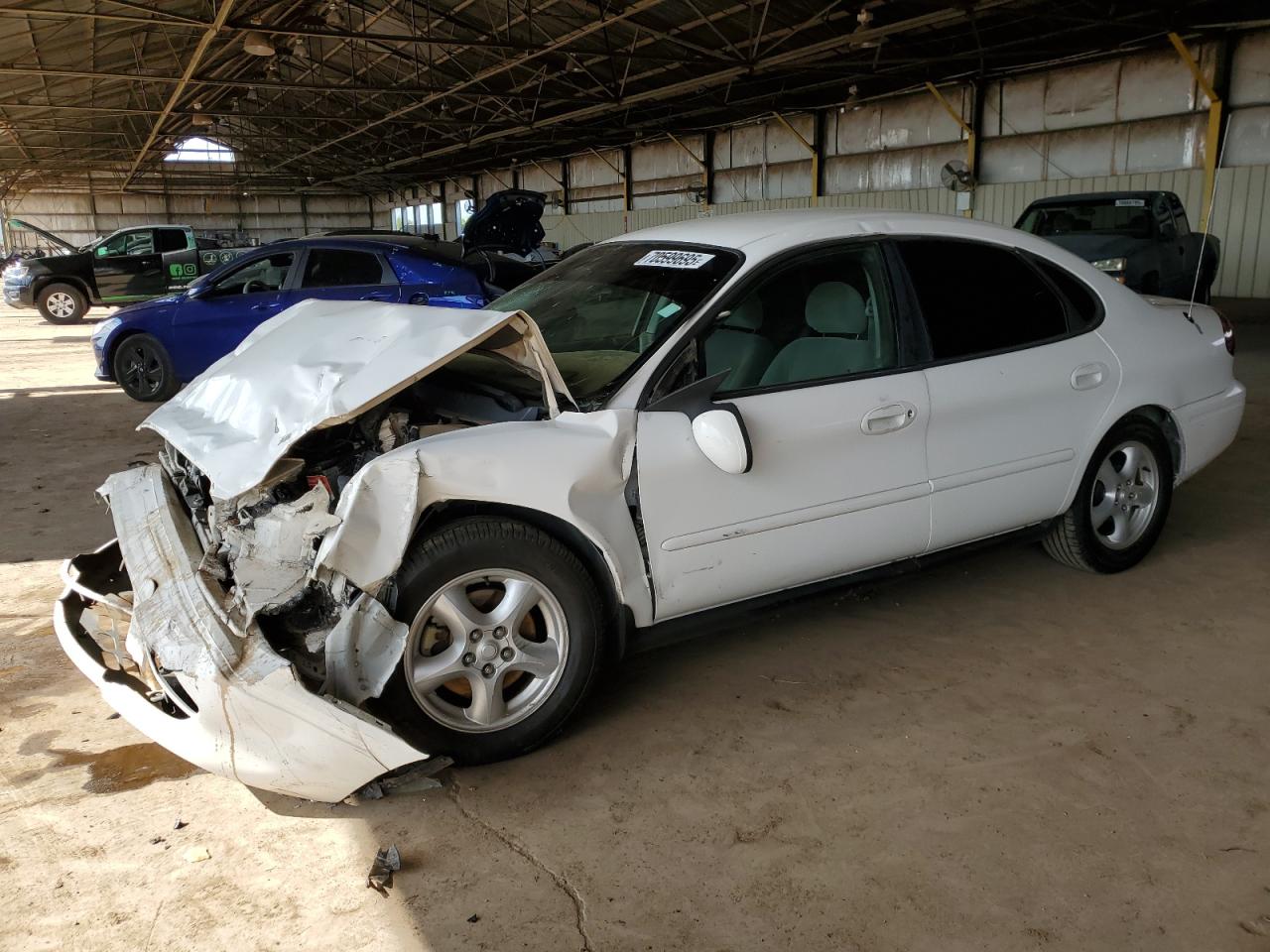 2004 Ford Taurus se