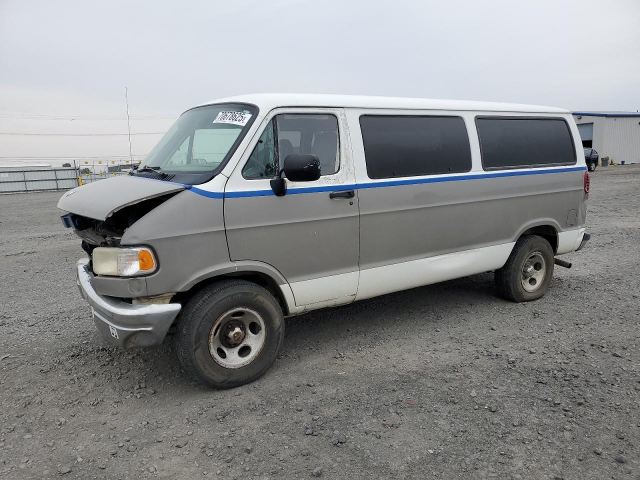1996 Dodge Ram wagon b2500