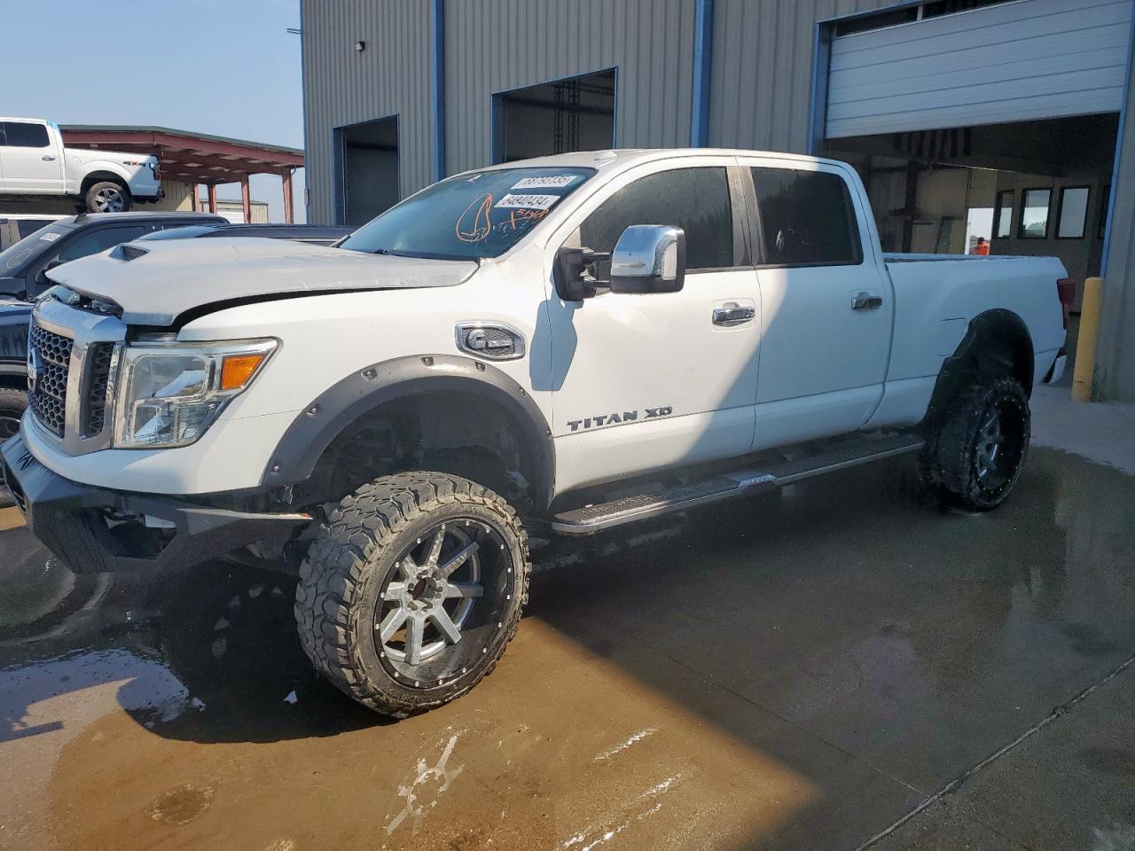 2016 Nissan Titan xd sv