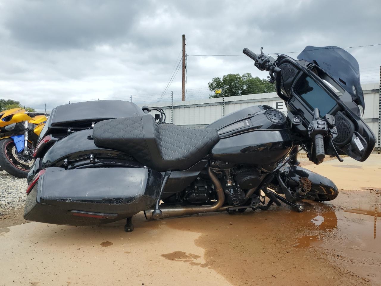 2024 Harley-davidson Flhx
