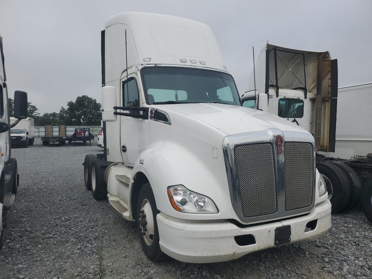 2014 Kenworth T680