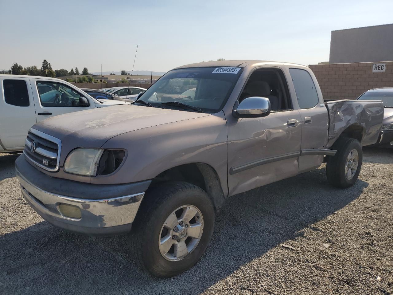 2001 Toyota Tundra acc