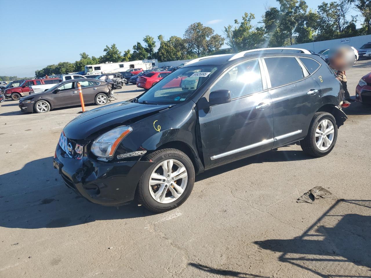 2013 Nissan Rogue s