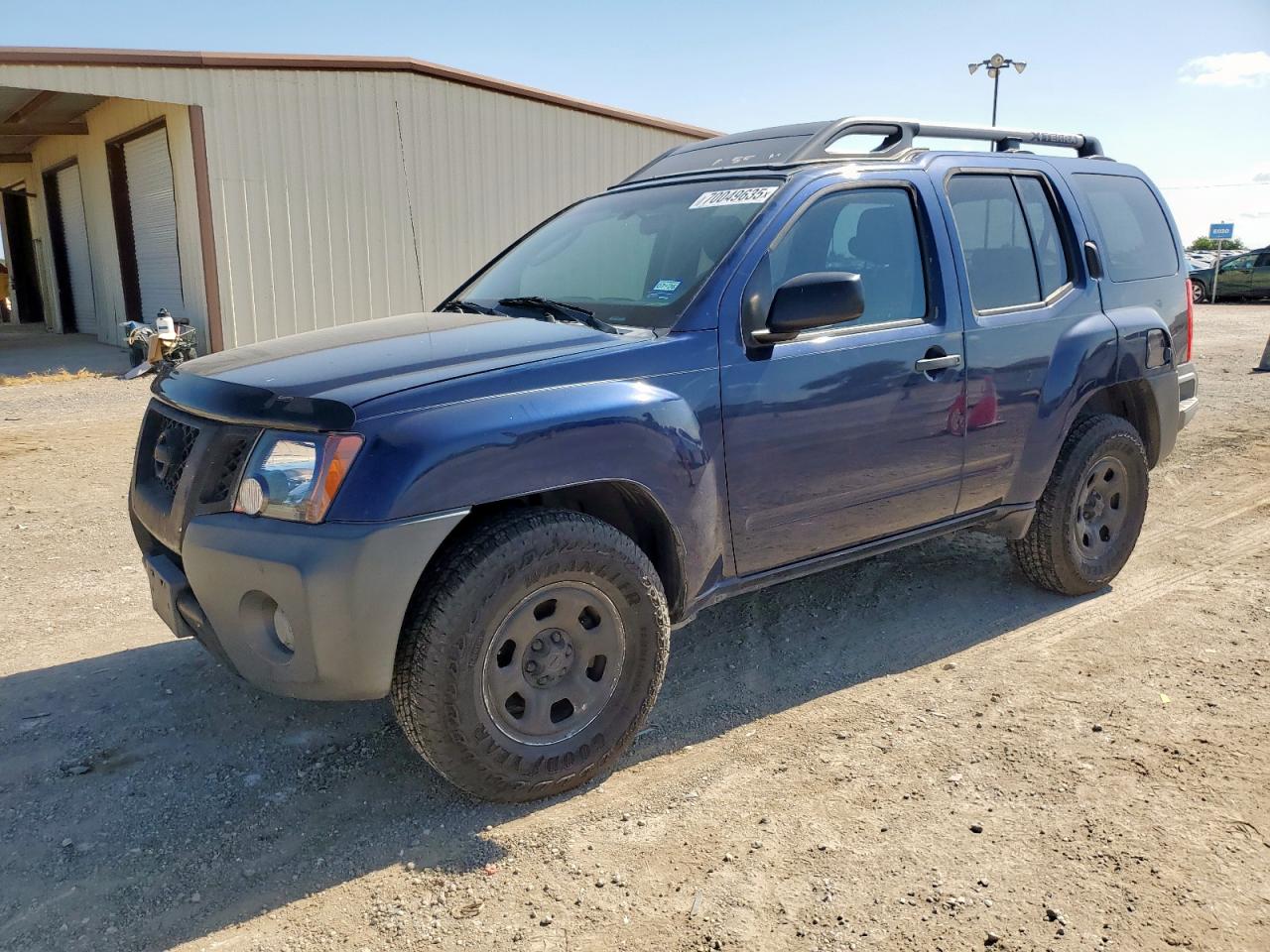 2010 Nissan Xterra off