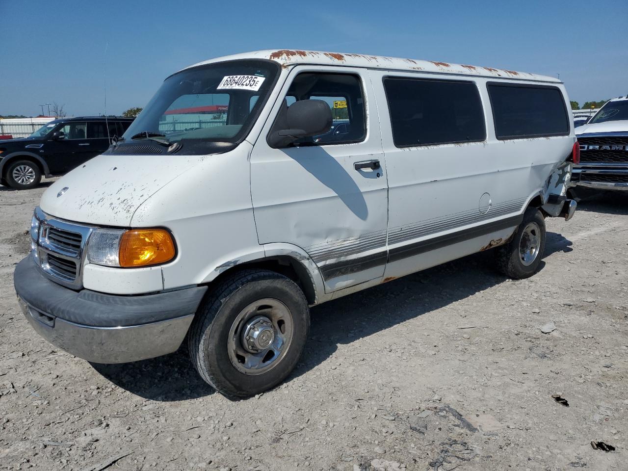 2000 Dodge Ram wagon