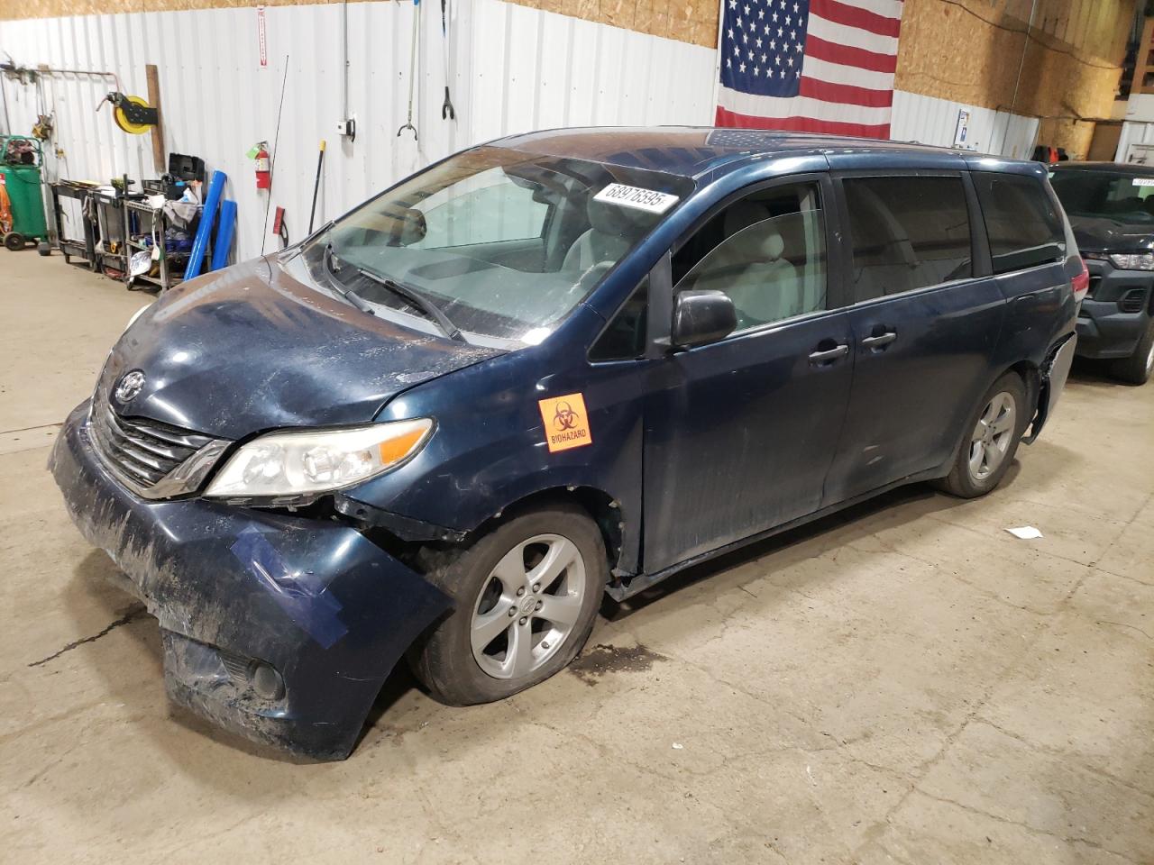 Toyota Sienna bas