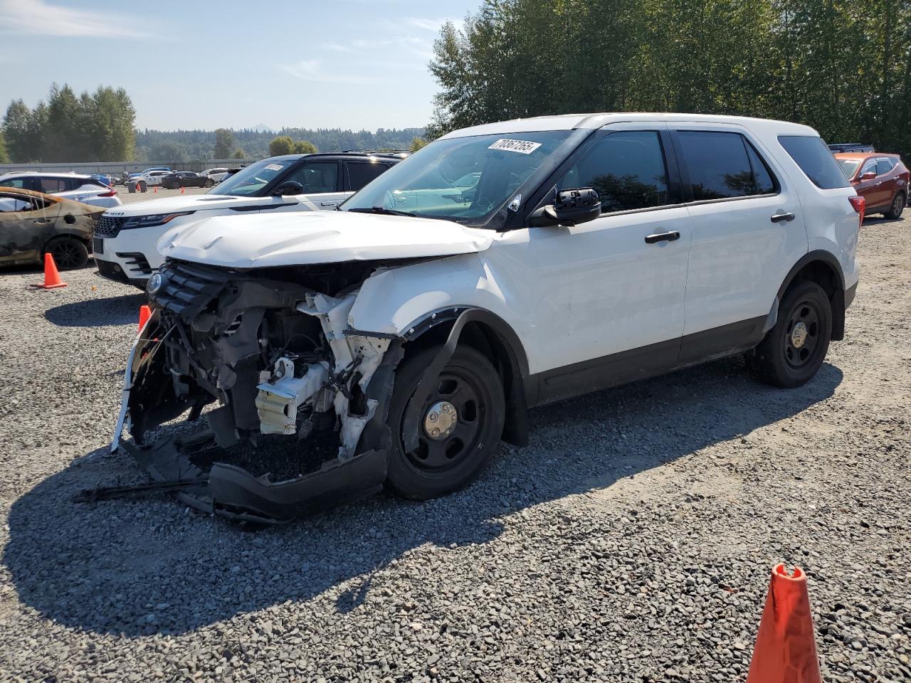2018 Ford Explorer p
