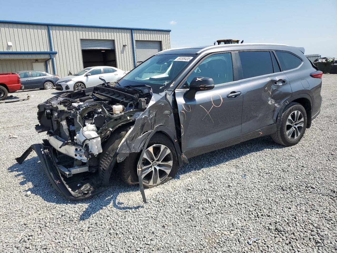 2023 Toyota Highlander l