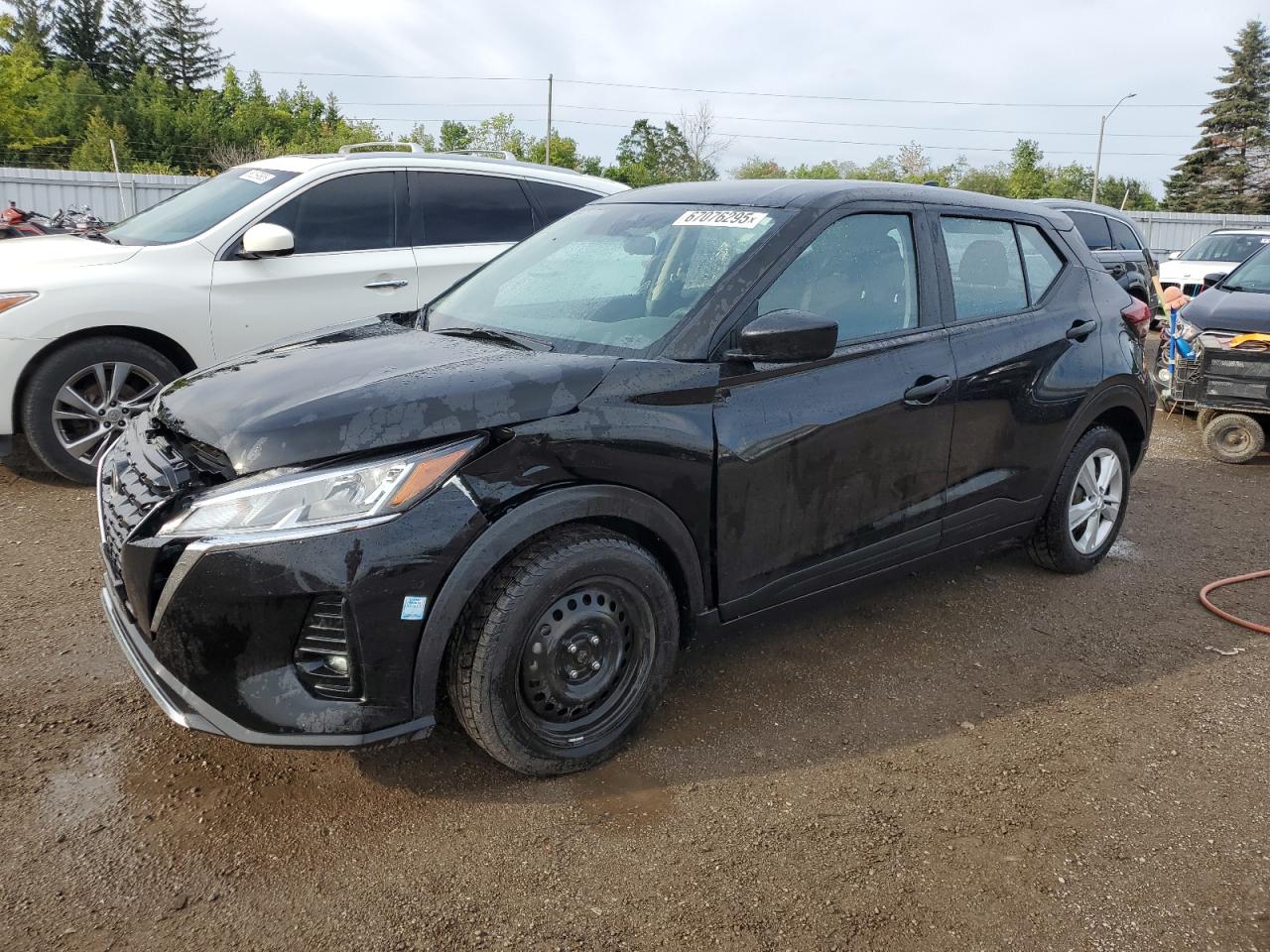 2022 Nissan Kicks s