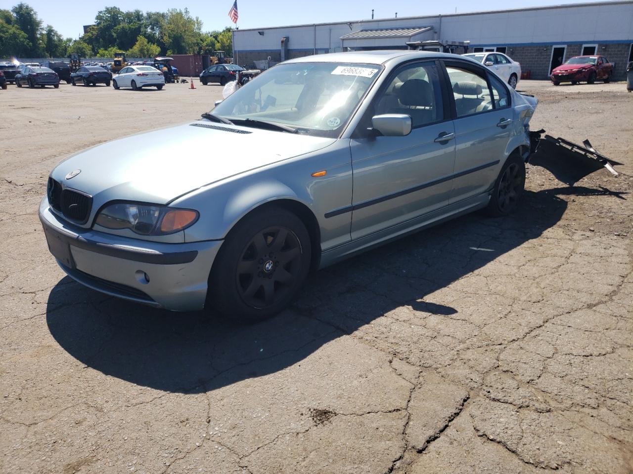 2002 BMW 325 i