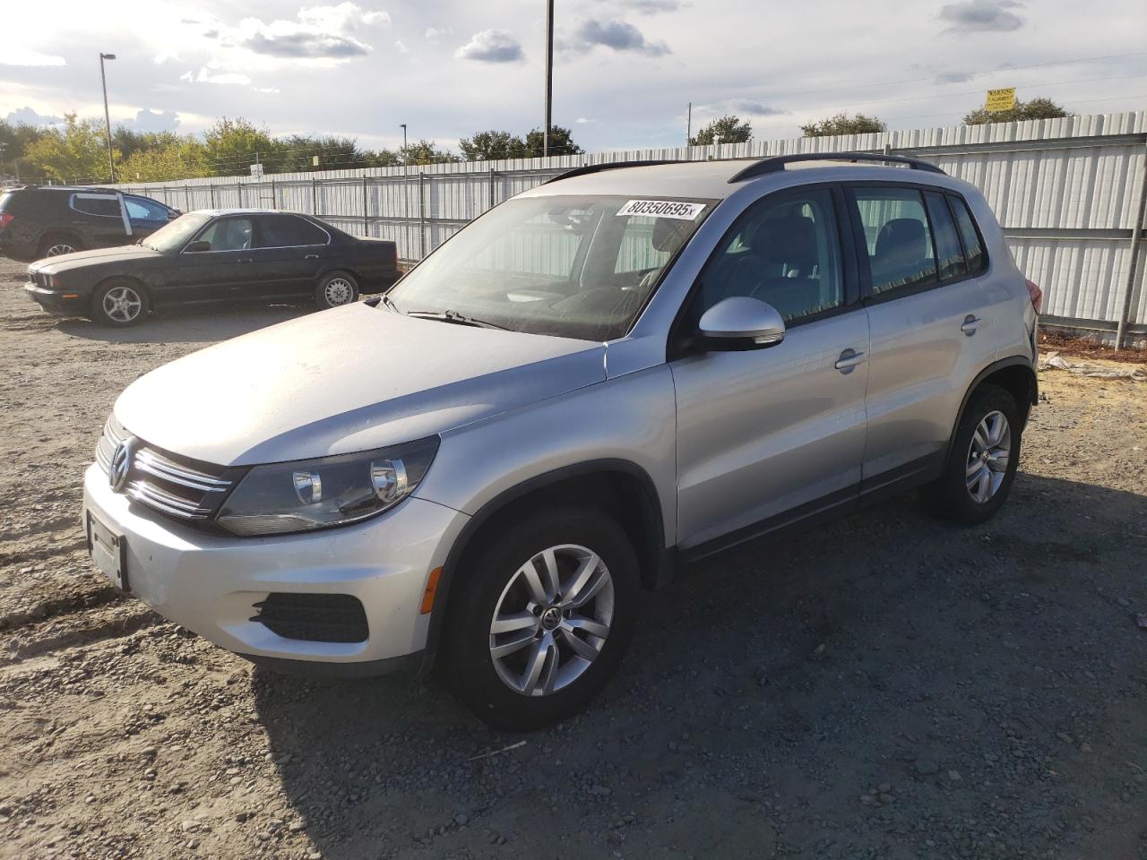 2017 Volkswagen Tiguan s