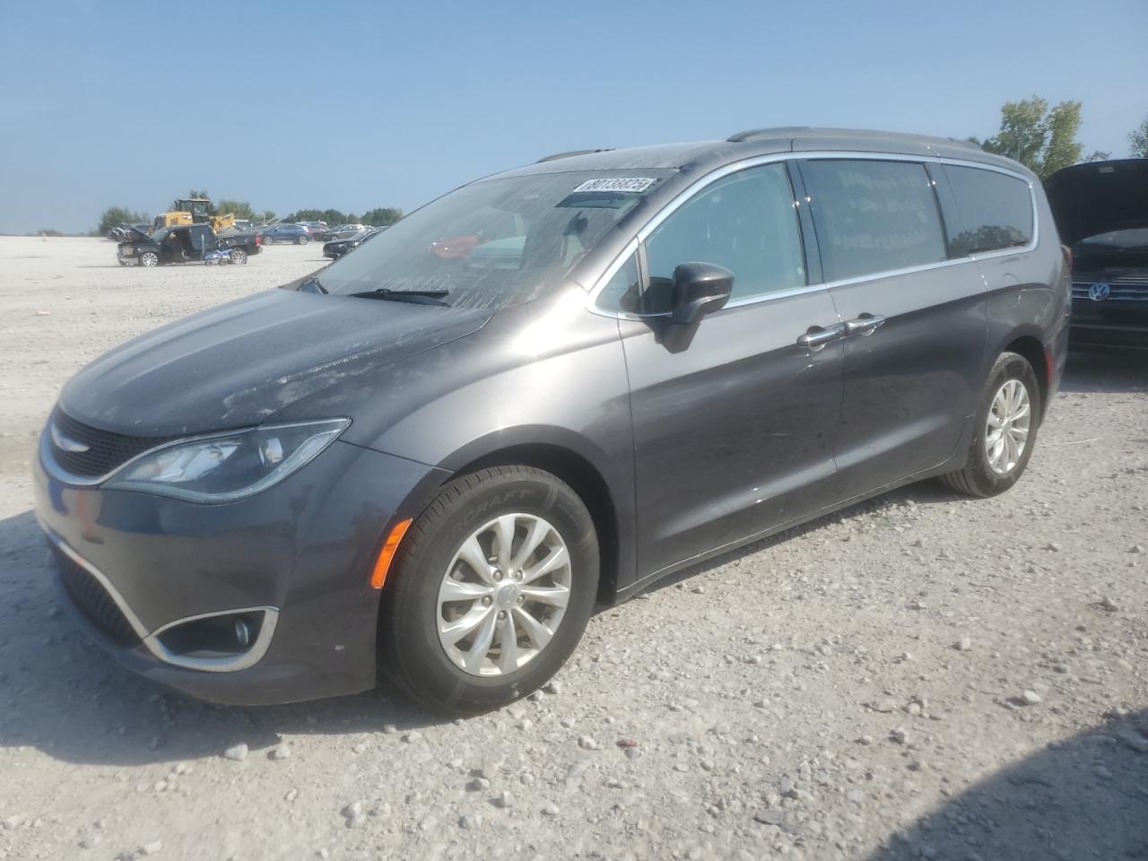 2018 Chrysler Pacifica t