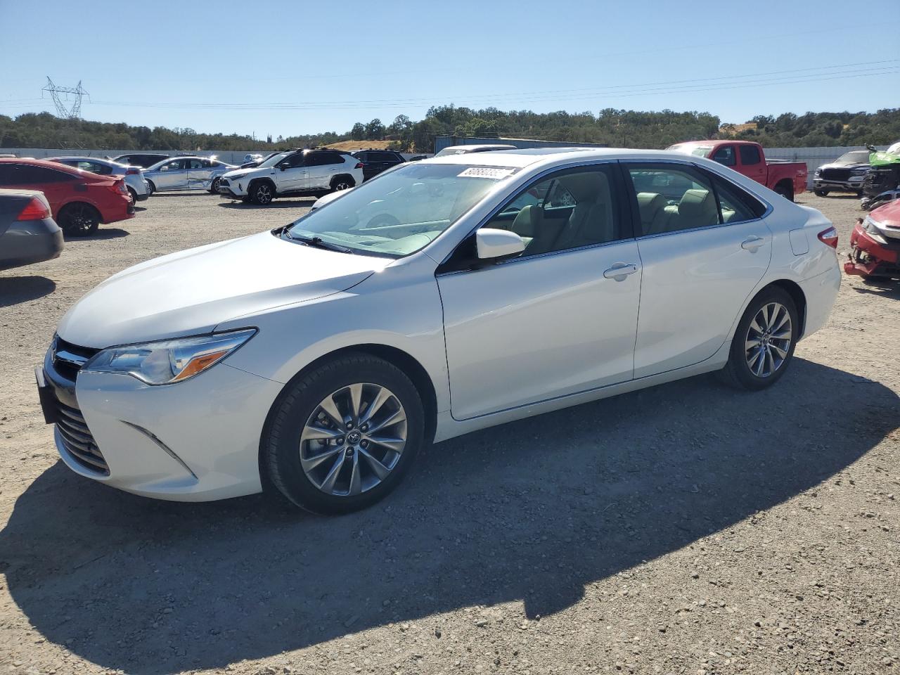 2016 Toyota Camry le