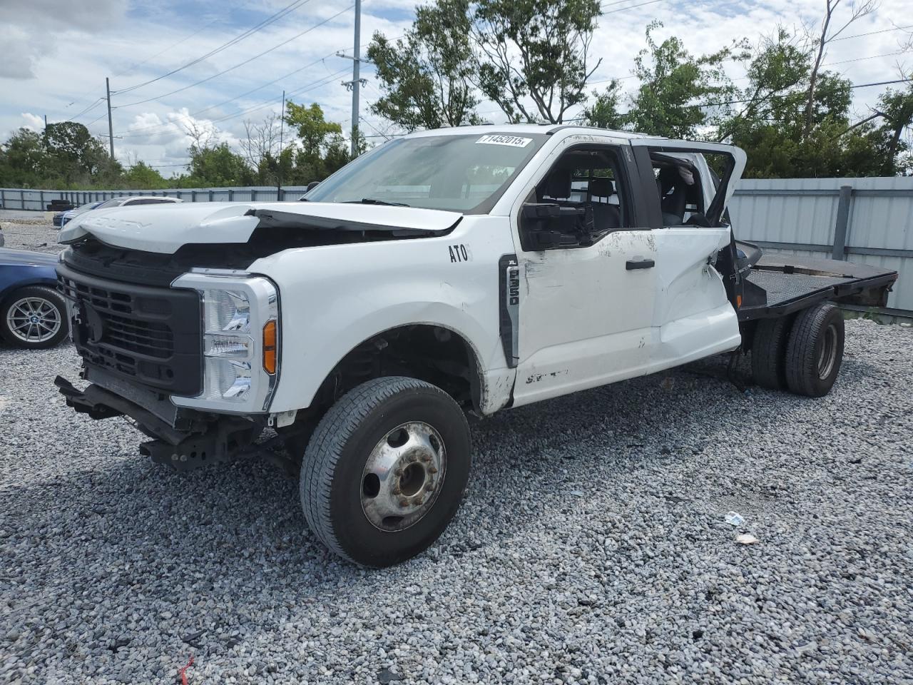 2023 Ford F350 super duty