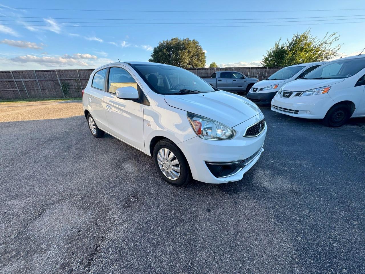 2019 Mitsubishi Mirage es