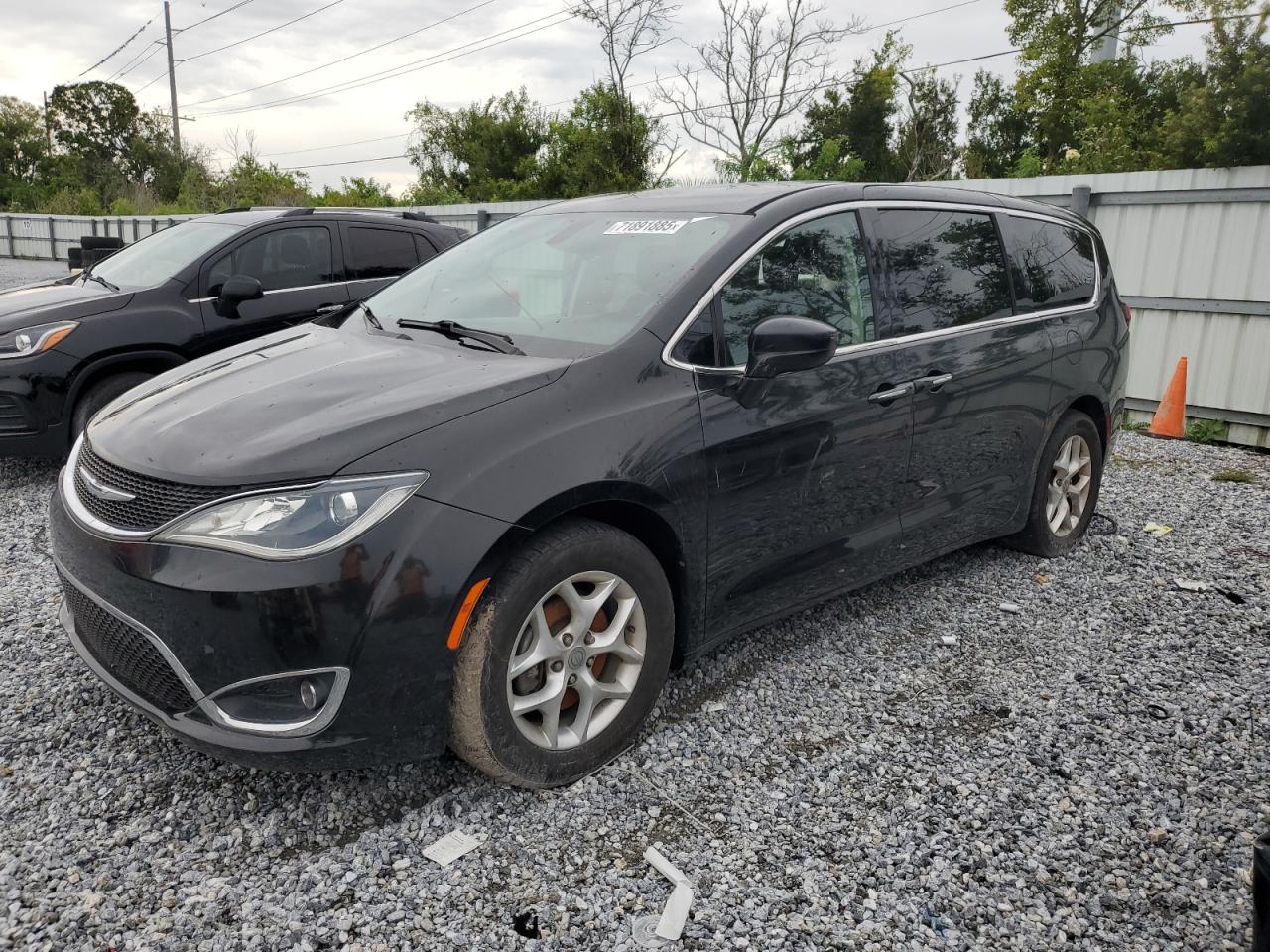 2018 Chrysler Pacifica t