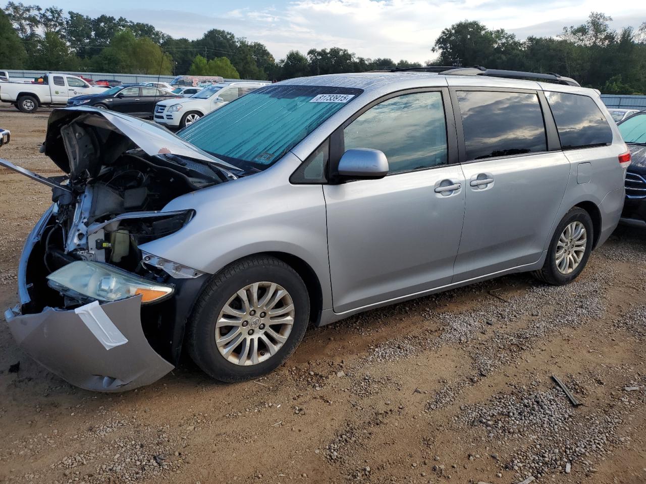 2011 Toyota Sienna xle