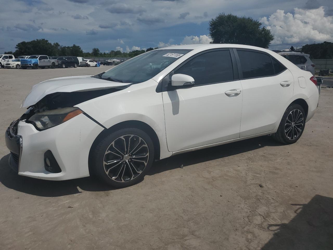 2014 Toyota Corolla l