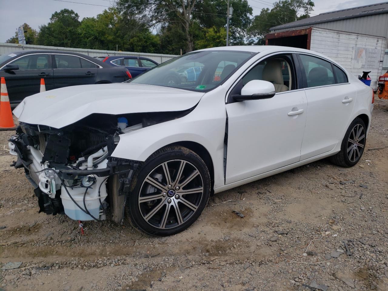 Volvo S60 platinum