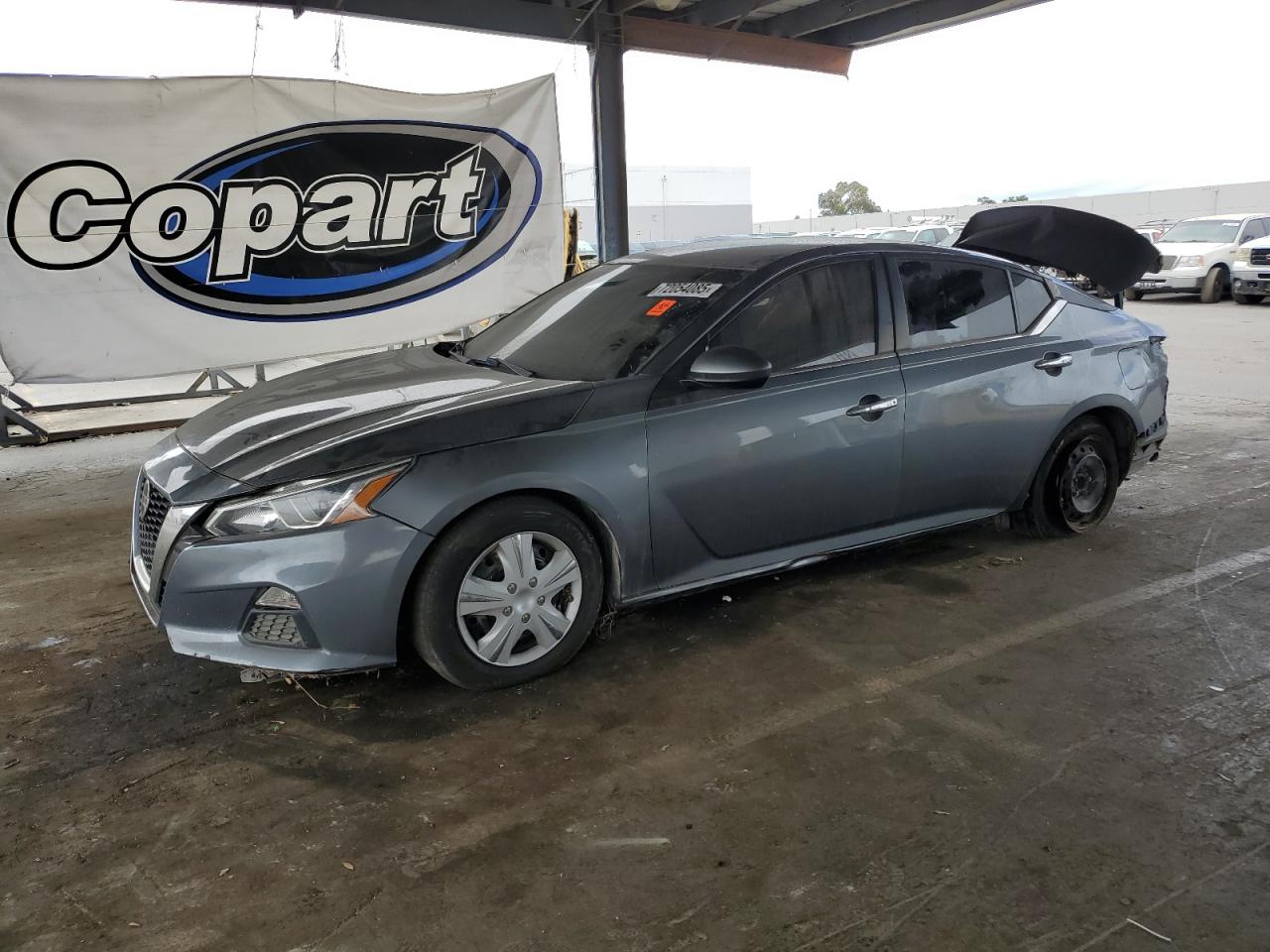 2020 Nissan Altima s
