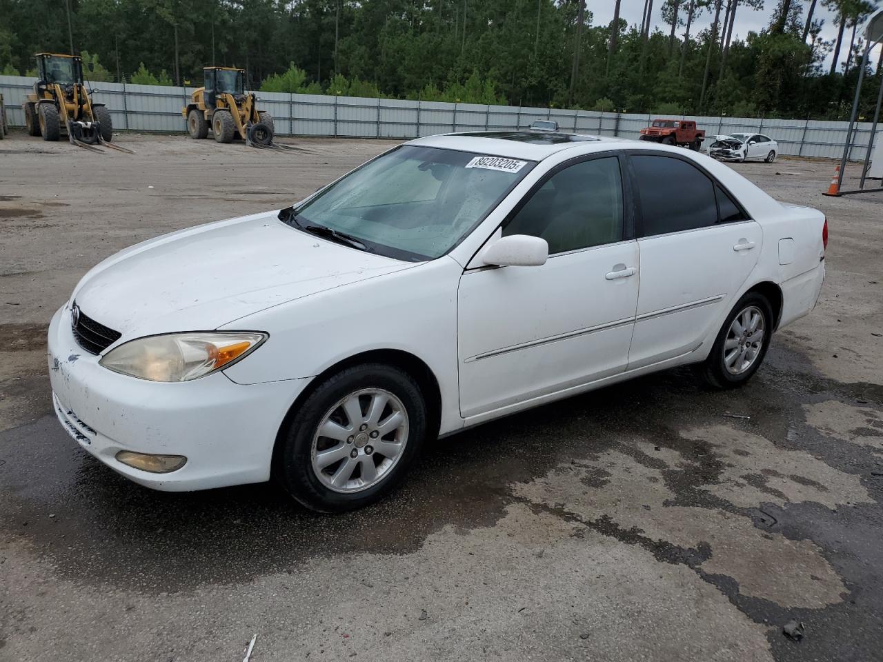 2004 Toyota Camry le