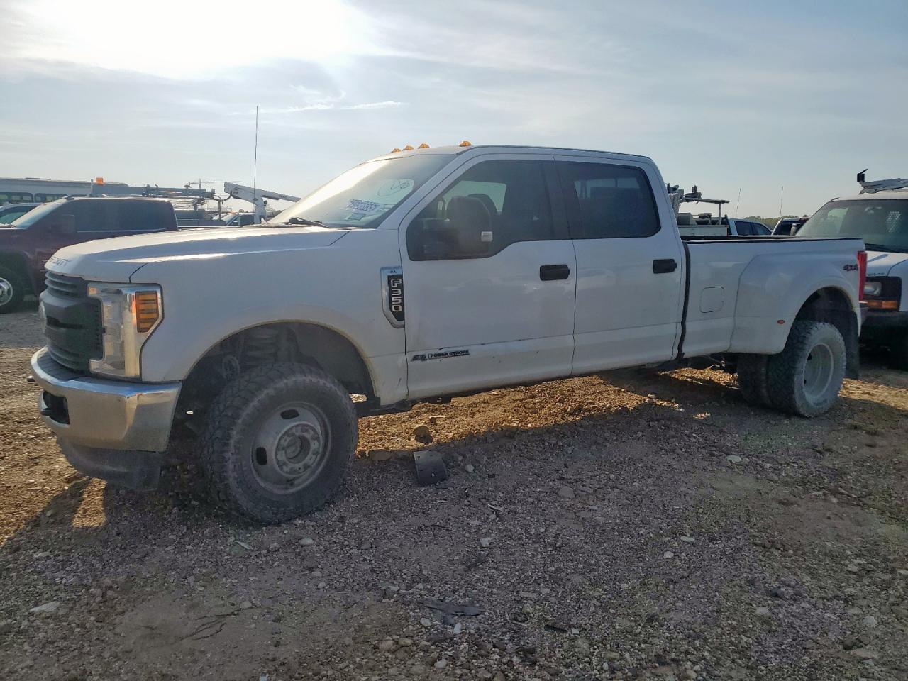 Ford F350 super duty