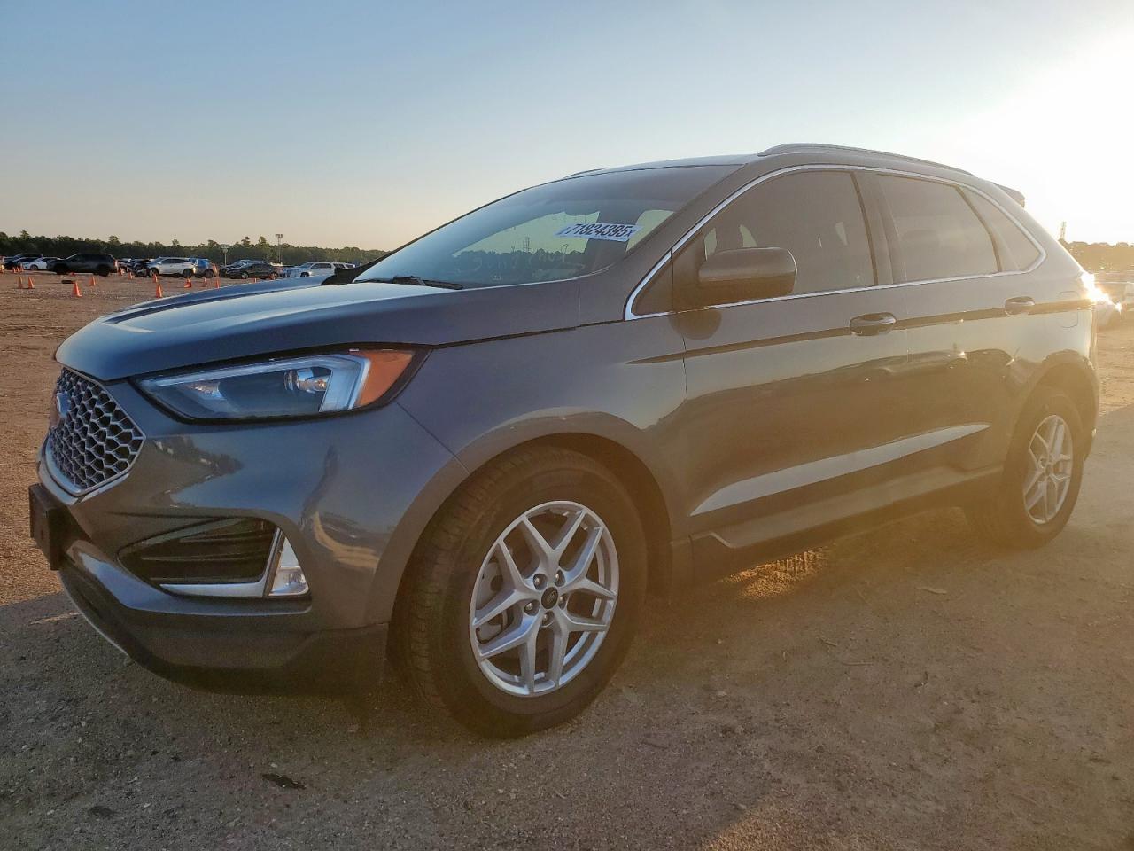 2023 Ford Edge sel