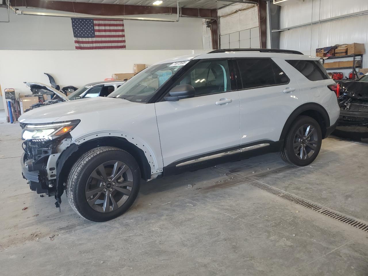 Ford Explorer active