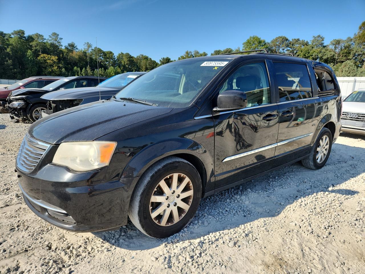 2013 Chrysler Town & cou