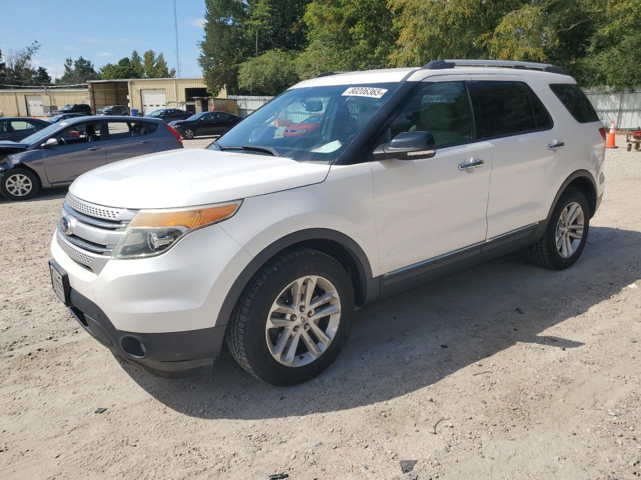2014 Ford Explorer x