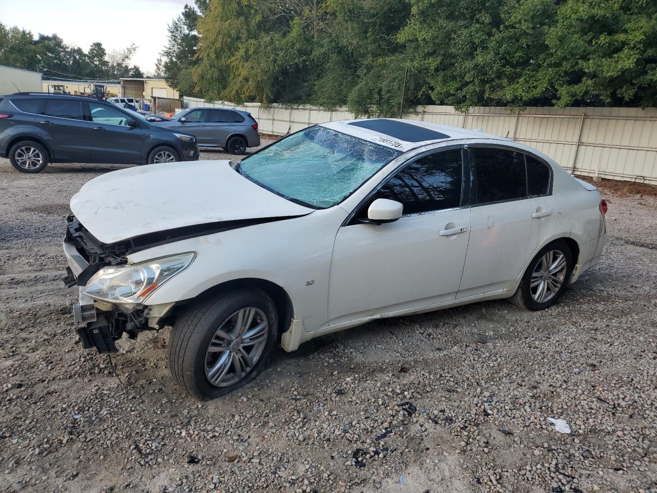 2015 Infiniti Q40