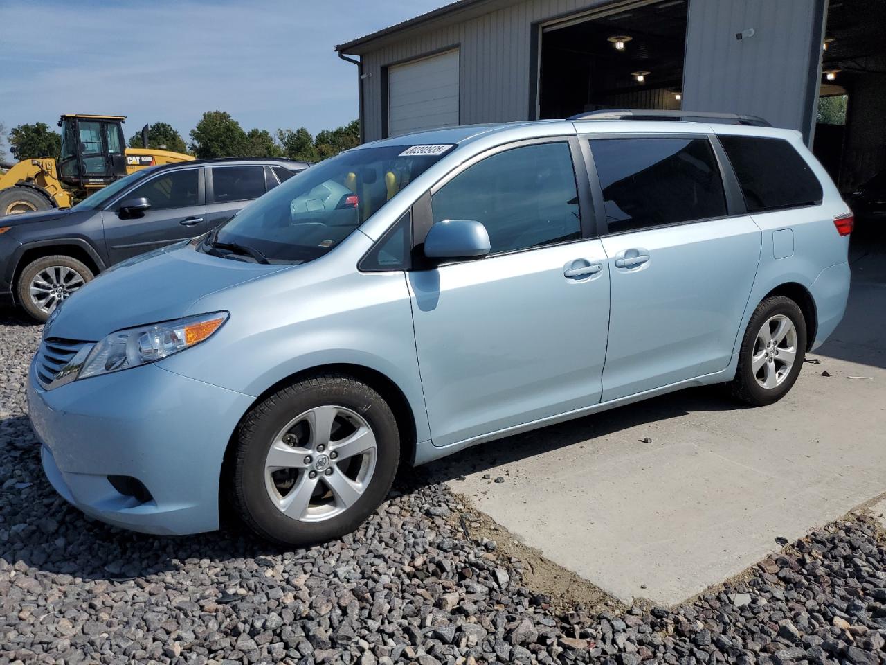 2015 Toyota Sienna le