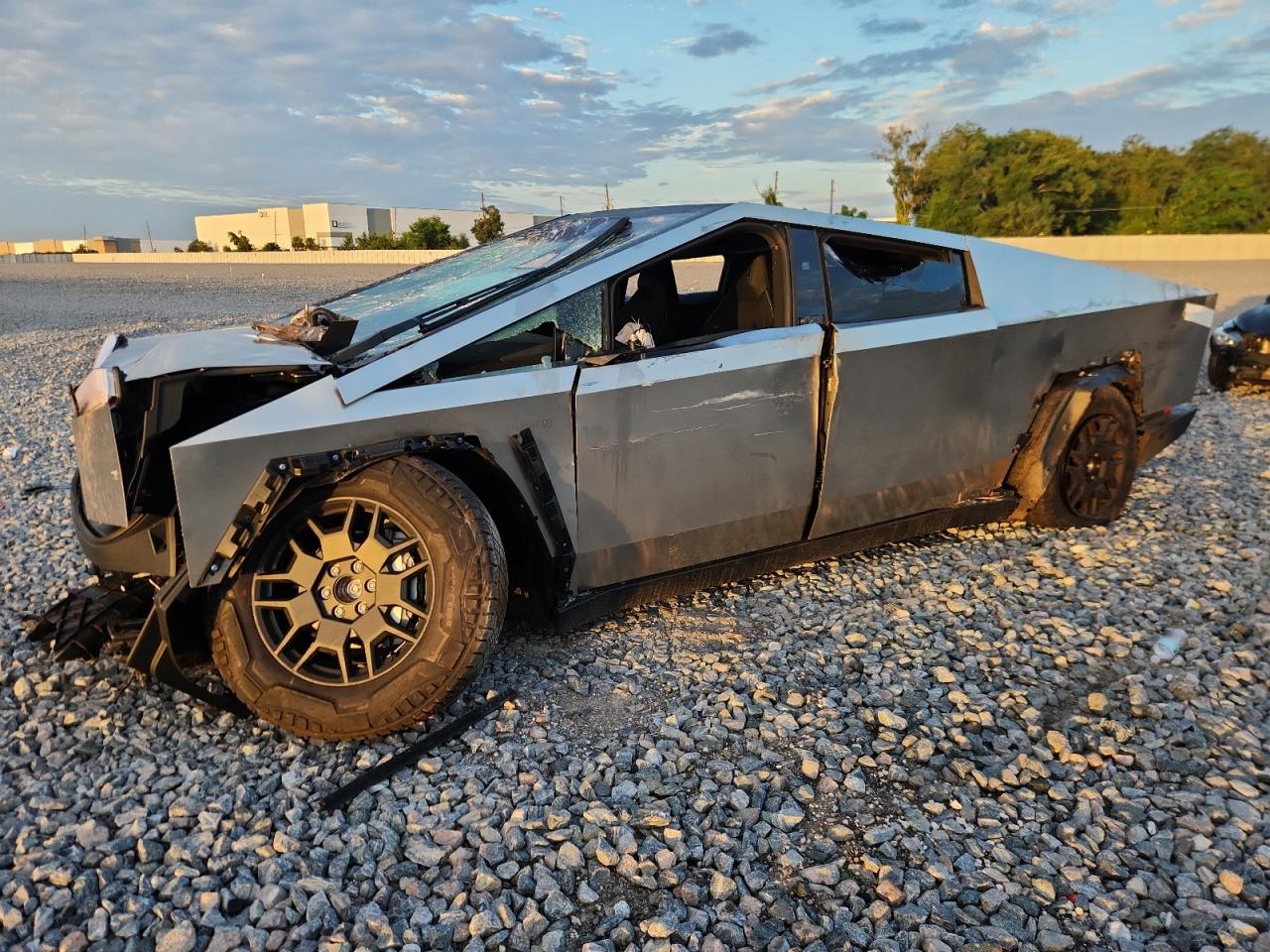 2024 Tesla Cybertruck