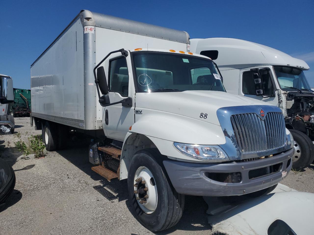 2020 International Mv607
