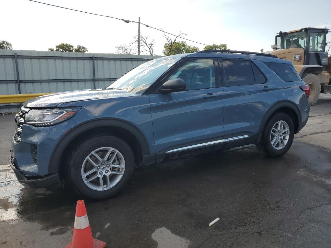 2025 Ford Explorer a