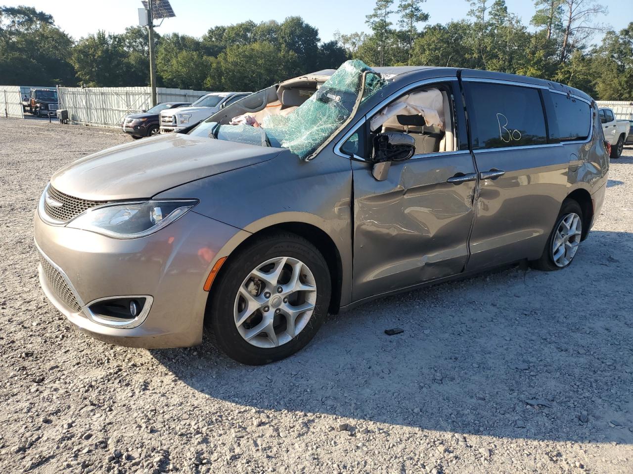 2018 Chrysler Pacifica t