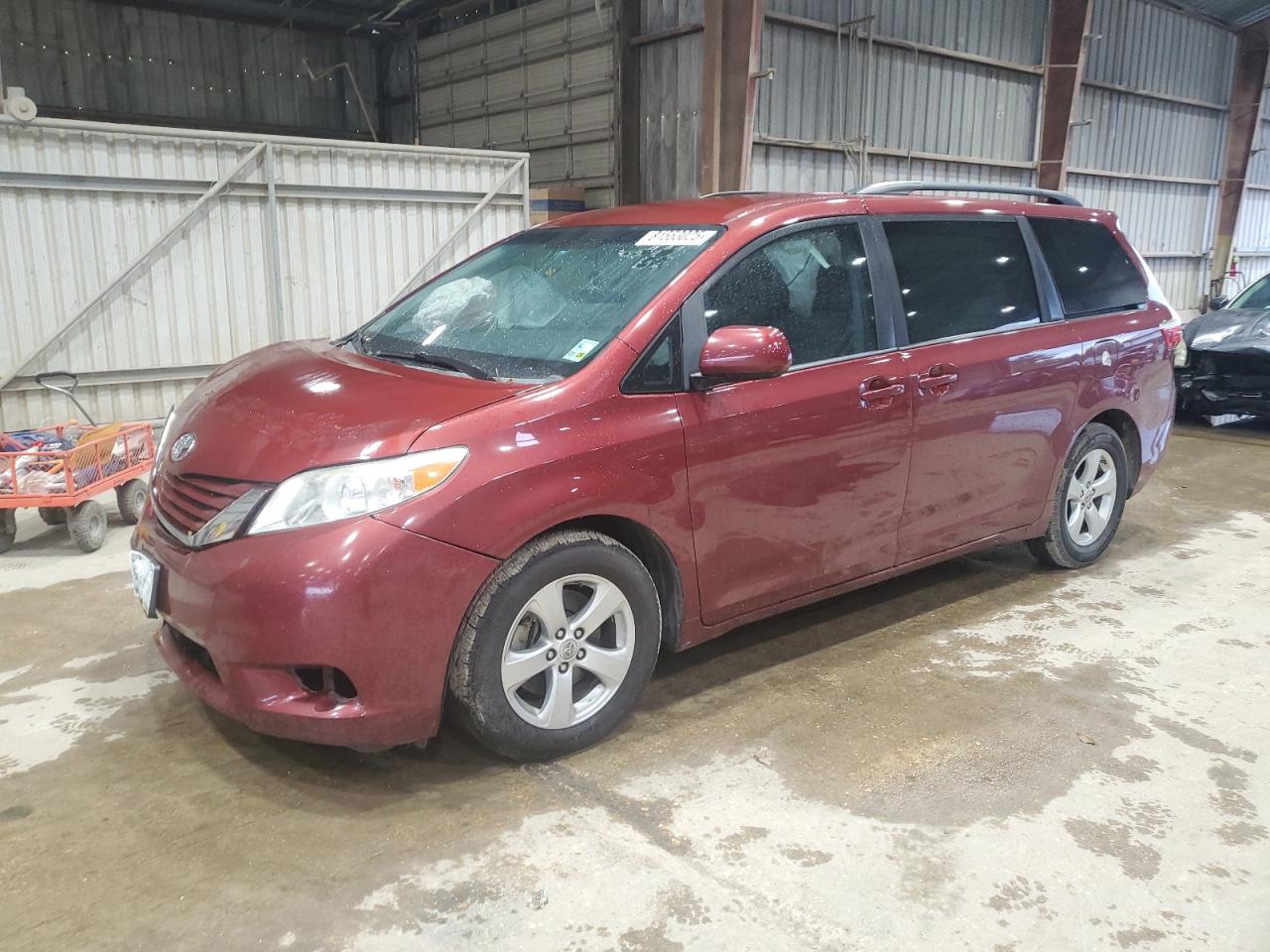 2015 Toyota Sienna le