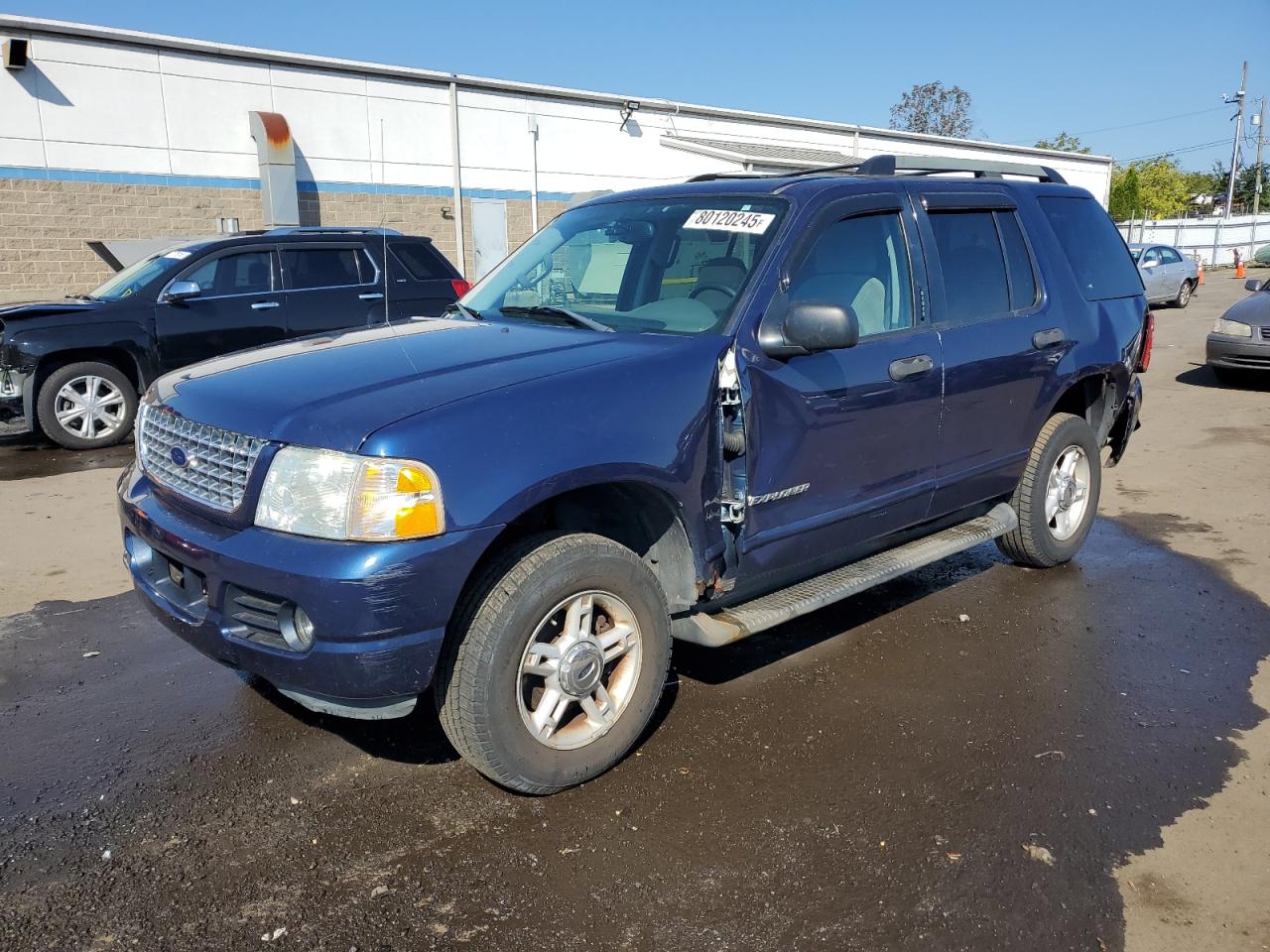 2005 Ford Explorer x