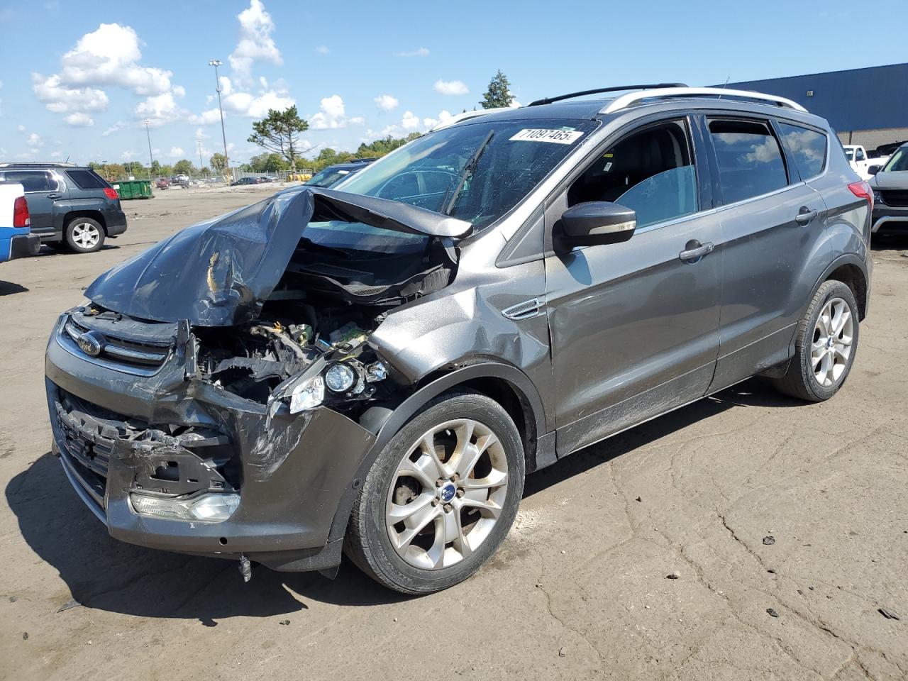 2014 Ford Escape titanium