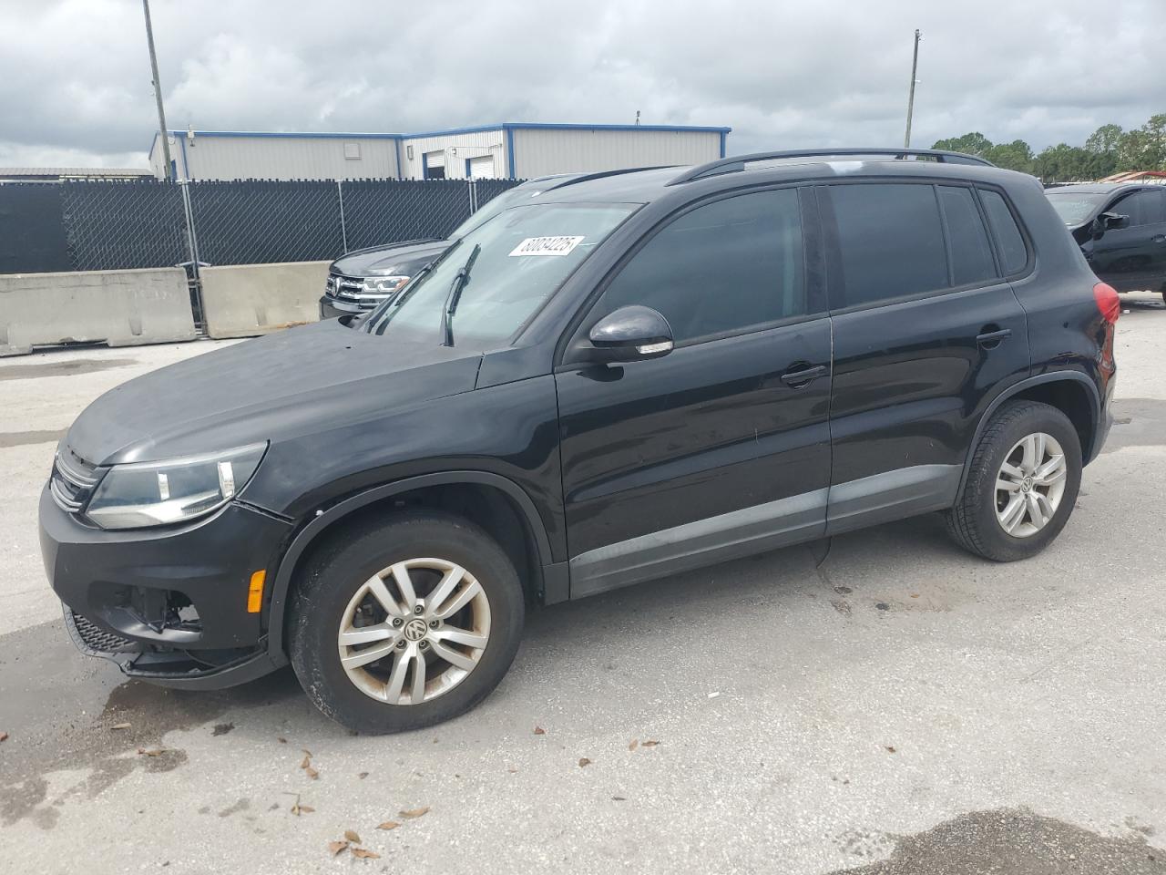 2017 Volkswagen Tiguan s