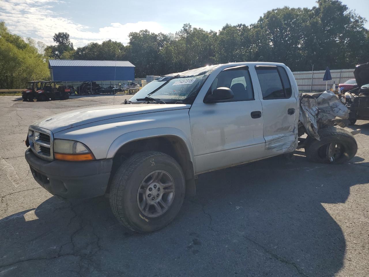 2004 Dodge Dakota qua