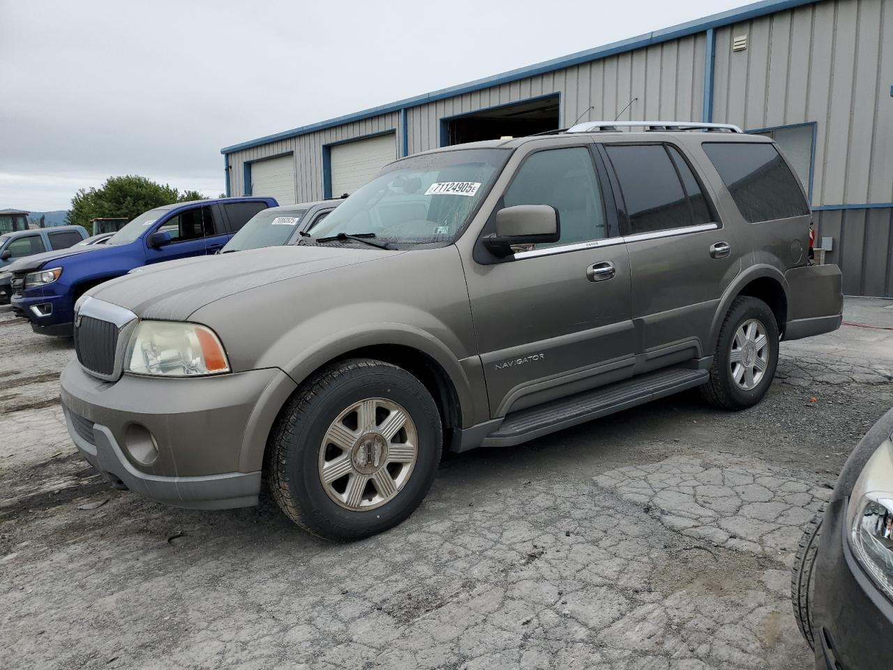 2004 Lincoln Navigator