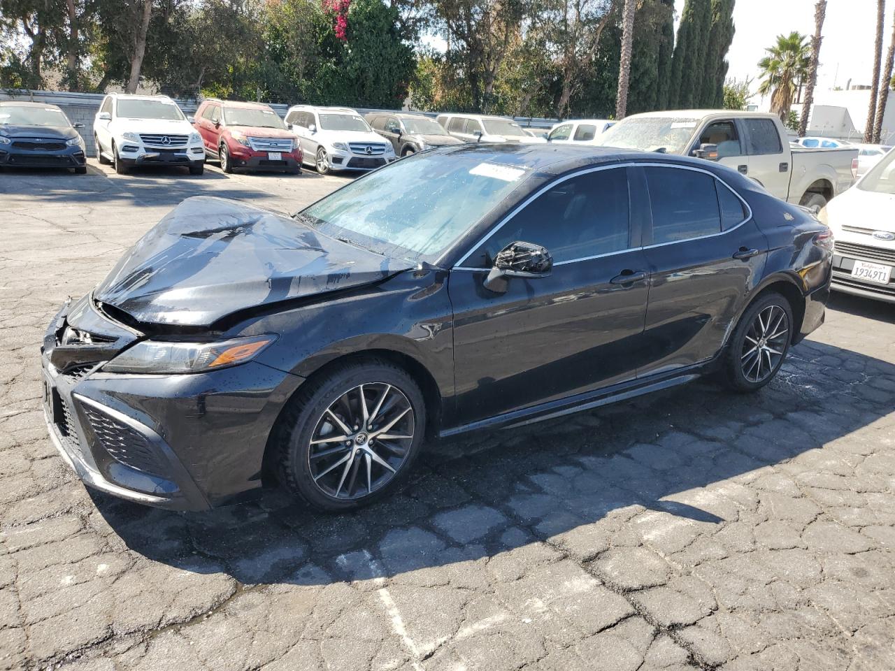 2021 Toyota Camry se