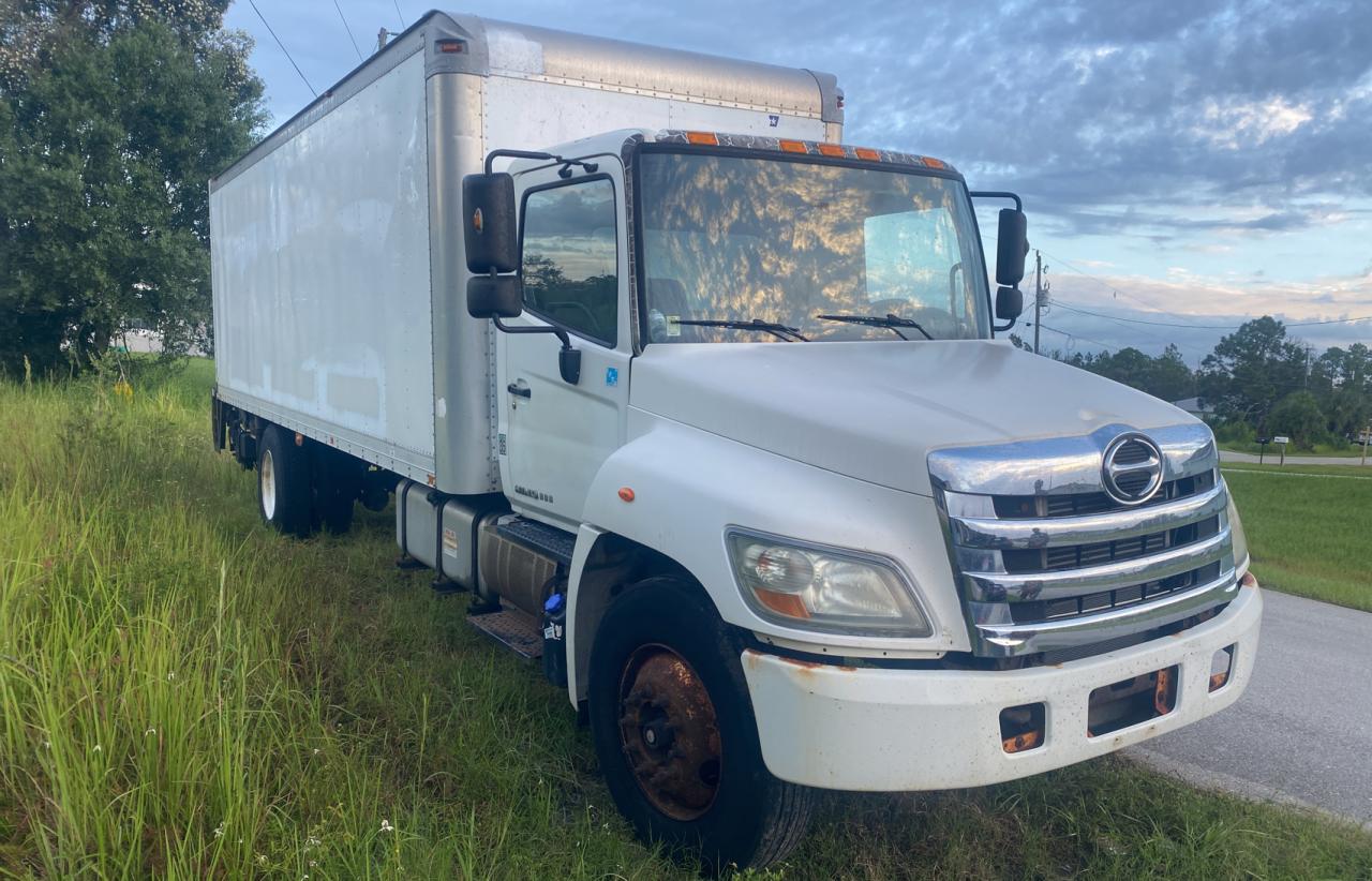 2011 Hino Hino 338
