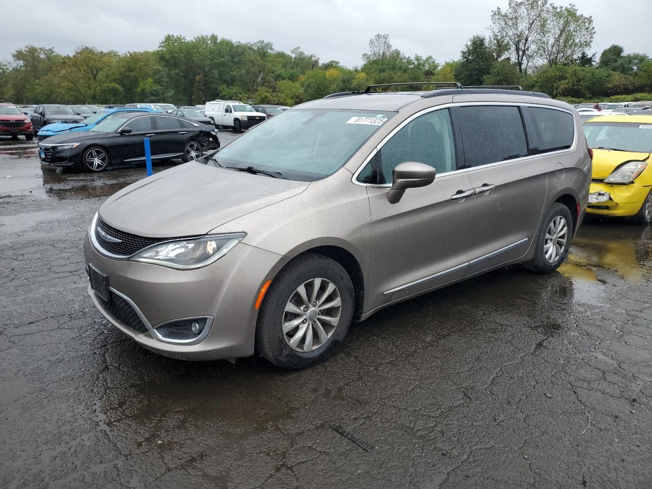 2017 Chrysler Pacifica t