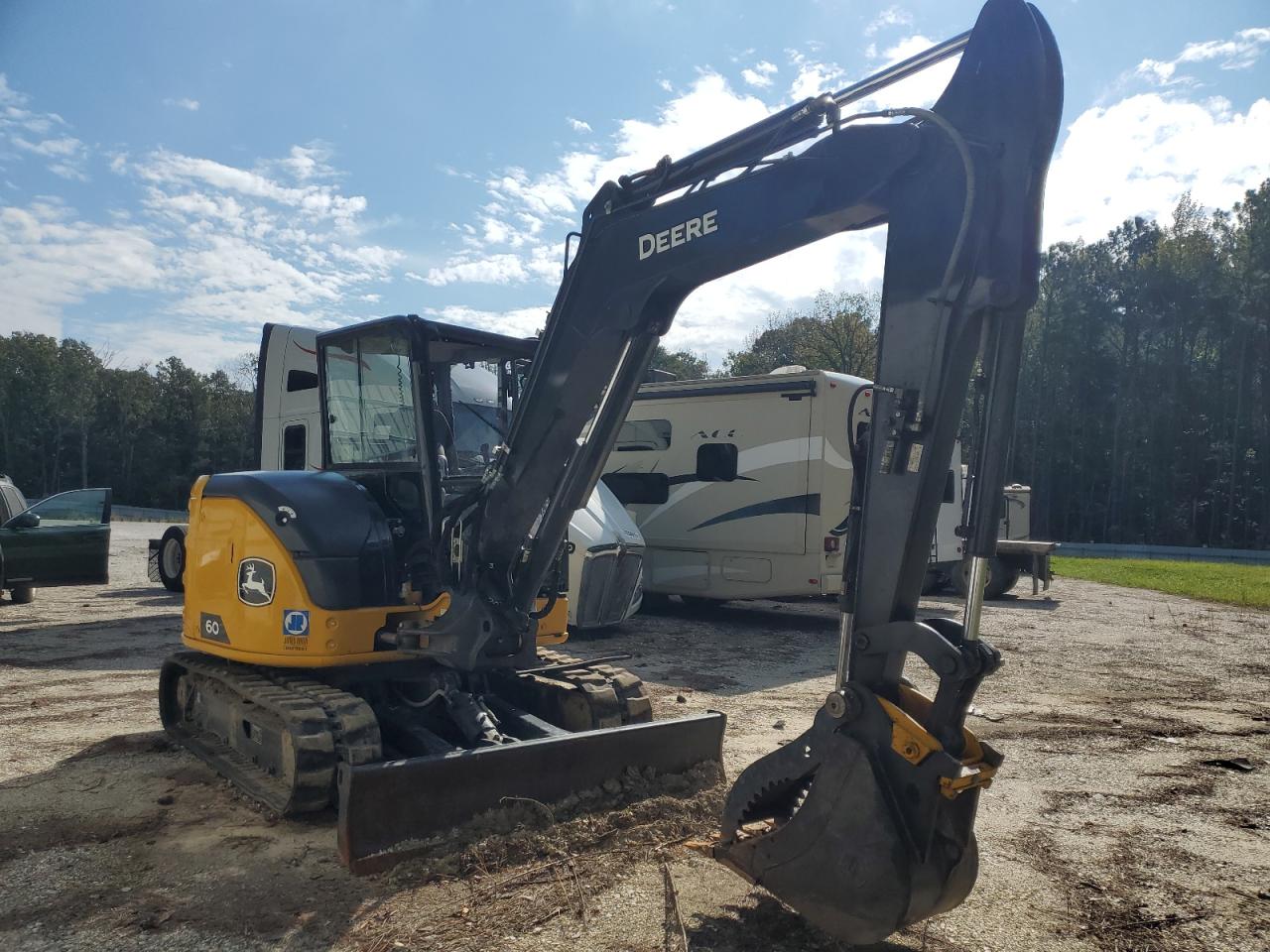John deere 608c