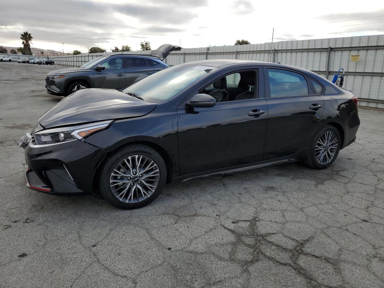 2023 Kia Forte gt l